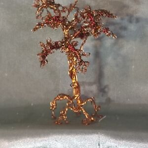 Artistic Wire Tree Sculpture - Gold and Red